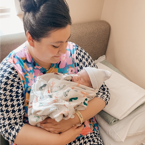 Meet your Posher, Amanda - Picture 11 of 16